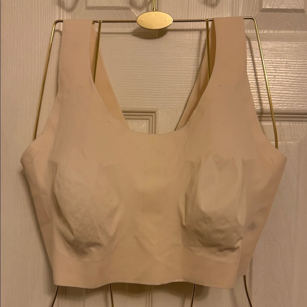 Bali Comfort Revolution Easylite Cream Bra